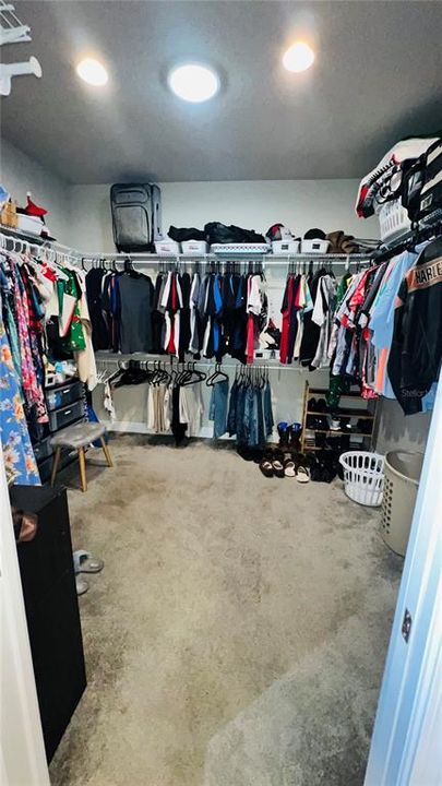 For Rent: $2,800 (3 beds, 2 baths, 1780 Square Feet)