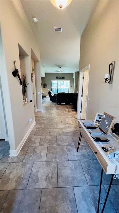 For Rent: $2,800 (3 beds, 2 baths, 1780 Square Feet)