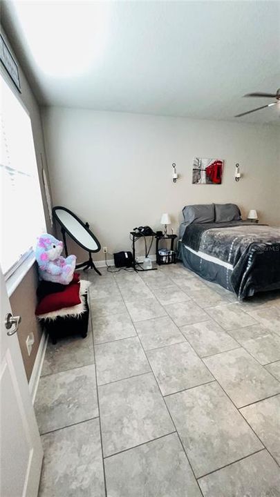 For Rent: $2,800 (3 beds, 2 baths, 1780 Square Feet)