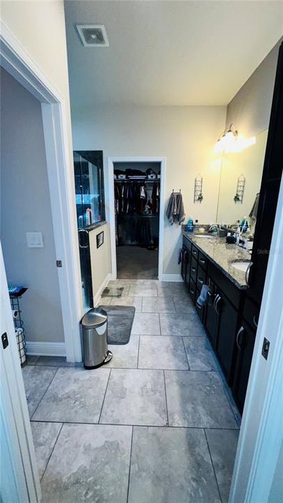 For Rent: $2,800 (3 beds, 2 baths, 1780 Square Feet)