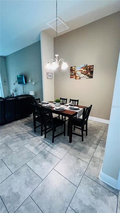 For Rent: $2,800 (3 beds, 2 baths, 1780 Square Feet)