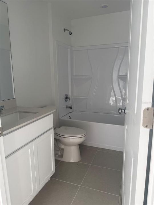 En Renta: $2,100 (3 camas, 2 baños, 1500 Pies cuadrados)