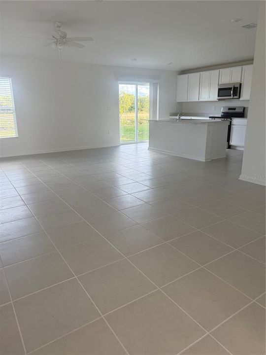 En Renta: $2,100 (3 camas, 2 baños, 1500 Pies cuadrados)