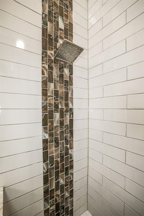 待售: $725,000 (3 贝兹, 2 浴室, 2166 平方英尺)