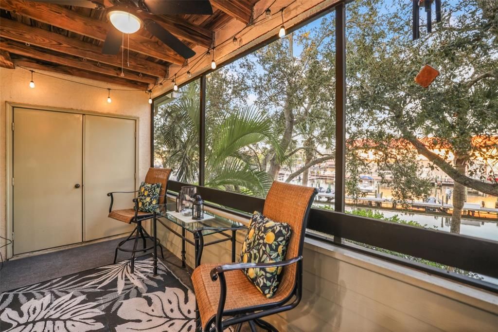 待售: $725,000 (3 贝兹, 2 浴室, 2166 平方英尺)