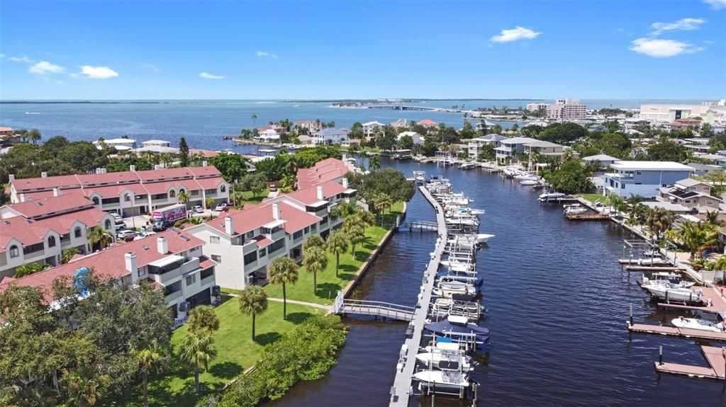 待售: $725,000 (3 贝兹, 2 浴室, 2166 平方英尺)