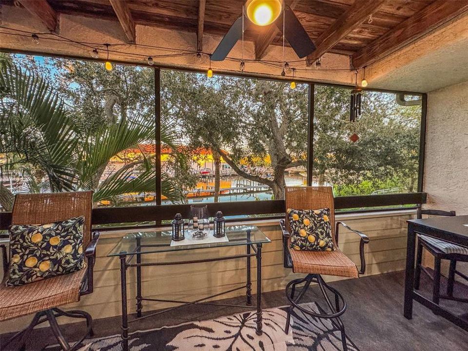 待售: $725,000 (3 贝兹, 2 浴室, 2166 平方英尺)