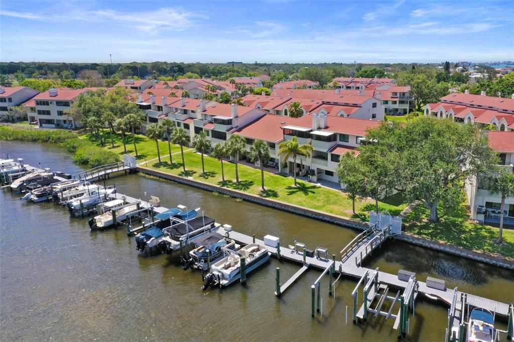 待售: $725,000 (3 贝兹, 2 浴室, 2166 平方英尺)