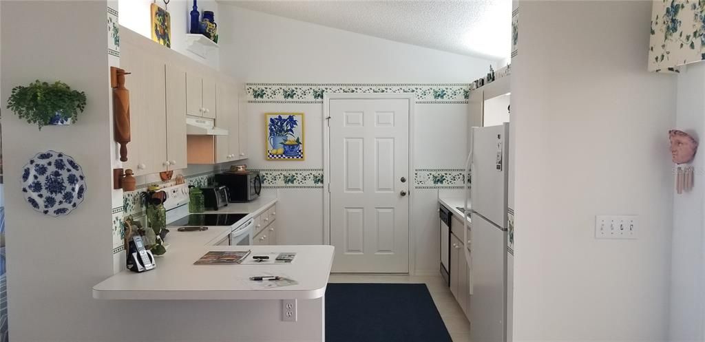 For Rent: $1,700 (2 beds, 2 baths, 1148 Square Feet)
