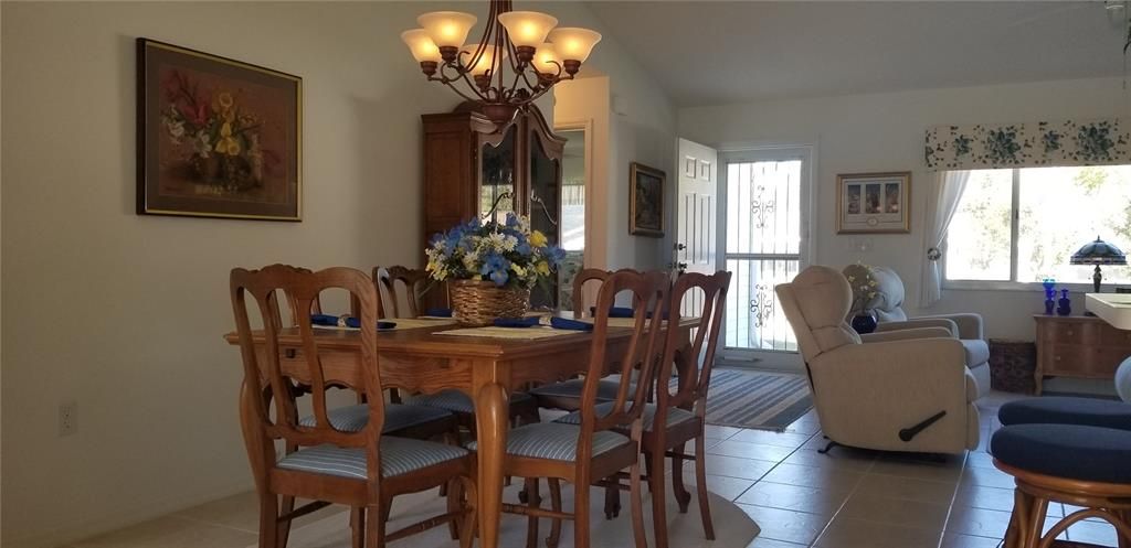 For Rent: $1,700 (2 beds, 2 baths, 1148 Square Feet)