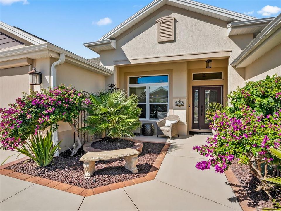 For Sale: $1,300,000 (3 beds, 2 baths, 2403 Square Feet)