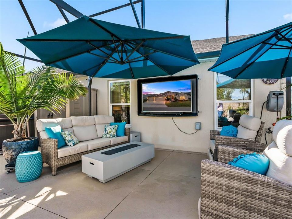 For Sale: $1,300,000 (3 beds, 2 baths, 2403 Square Feet)