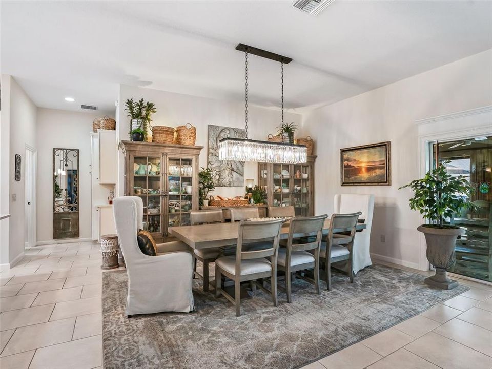 For Sale: $1,300,000 (3 beds, 2 baths, 2403 Square Feet)