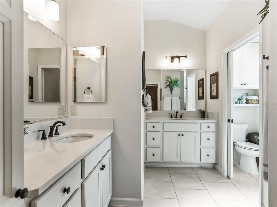 For Sale: $1,300,000 (3 beds, 2 baths, 2403 Square Feet)