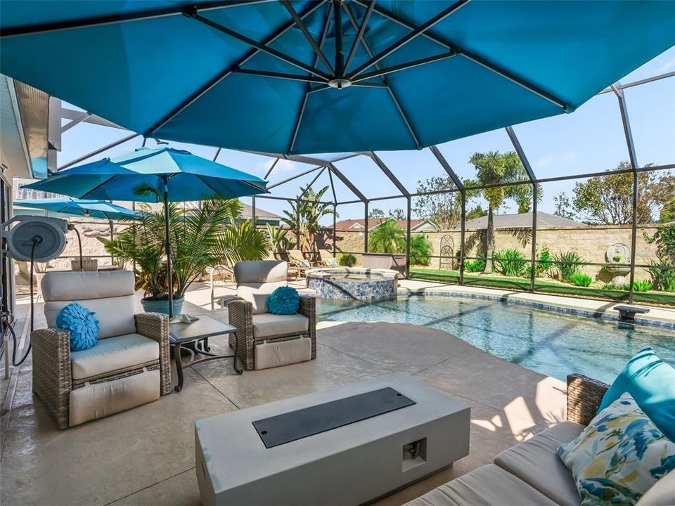 For Sale: $1,300,000 (3 beds, 2 baths, 2403 Square Feet)