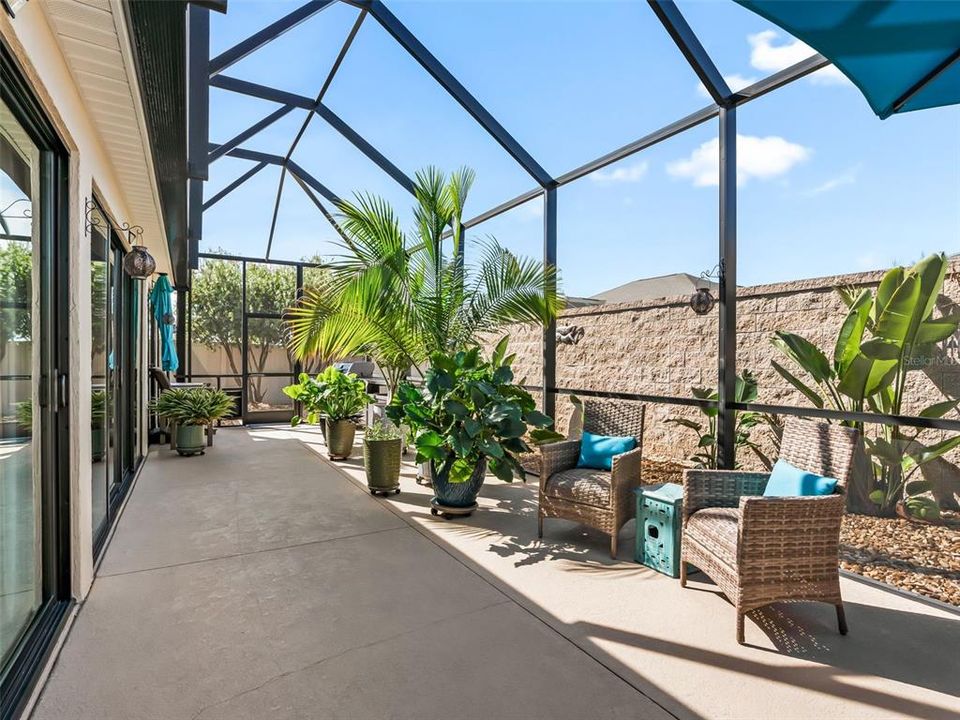 For Sale: $1,300,000 (3 beds, 2 baths, 2403 Square Feet)