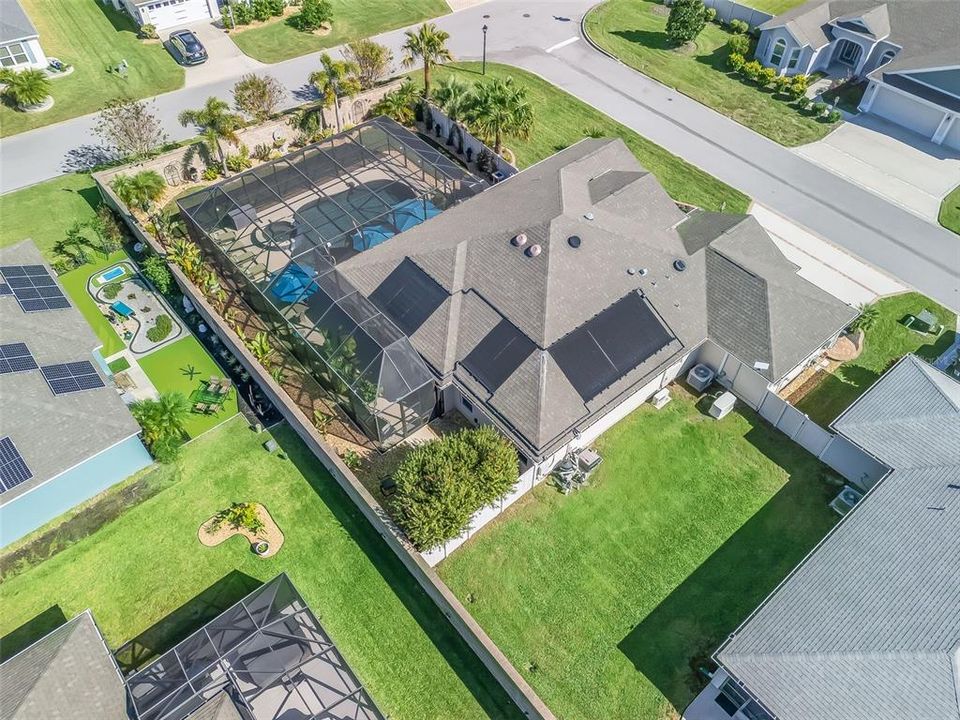 For Sale: $1,300,000 (3 beds, 2 baths, 2403 Square Feet)