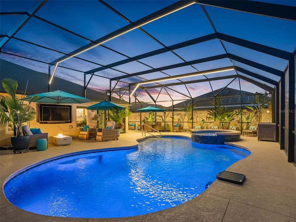 For Sale: $1,300,000 (3 beds, 2 baths, 2403 Square Feet)