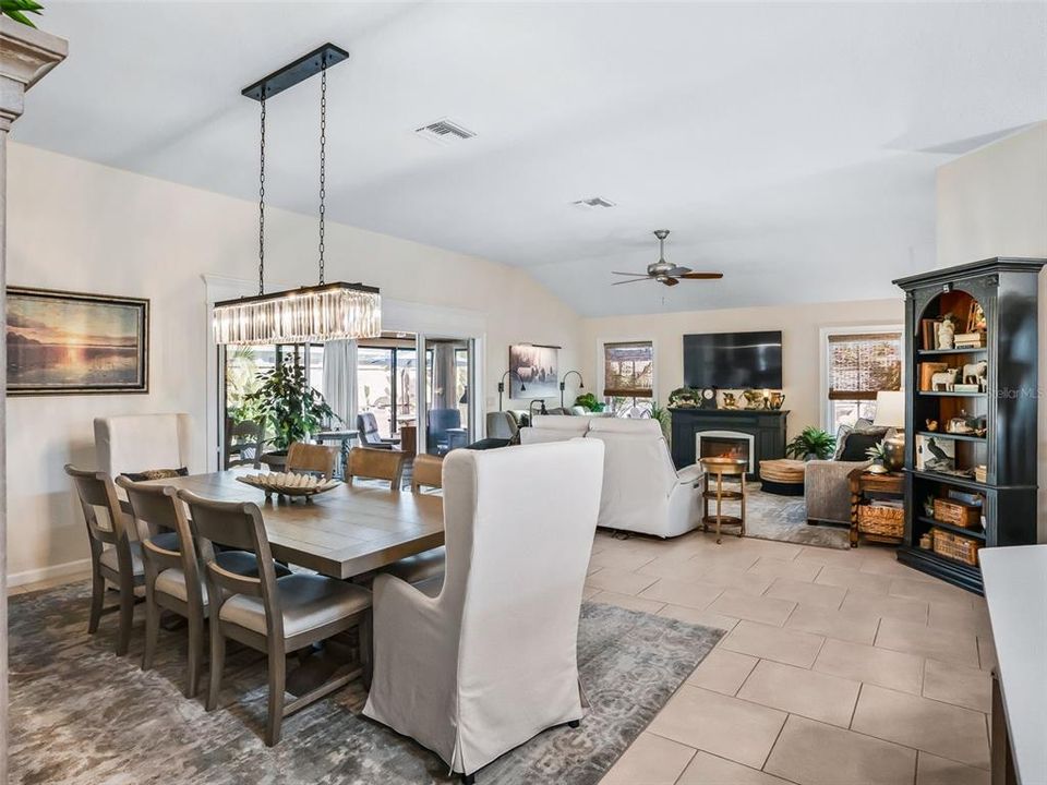 For Sale: $1,300,000 (3 beds, 2 baths, 2403 Square Feet)