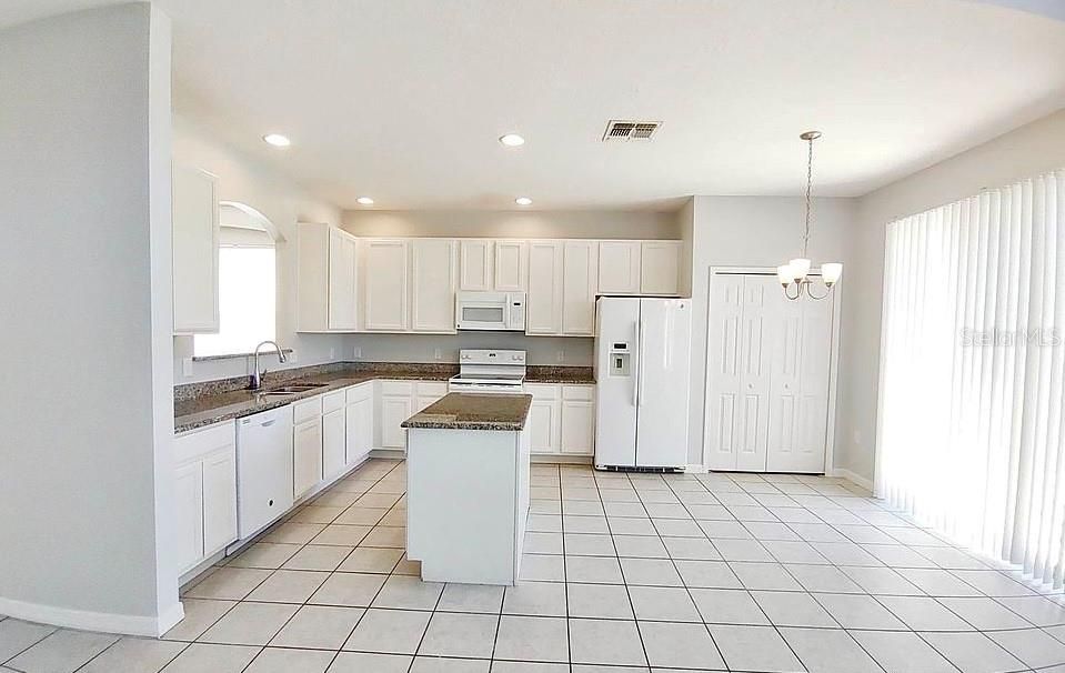 En Venta: $529,000 (6 camas, 5 baños, 2889 Pies cuadrados)