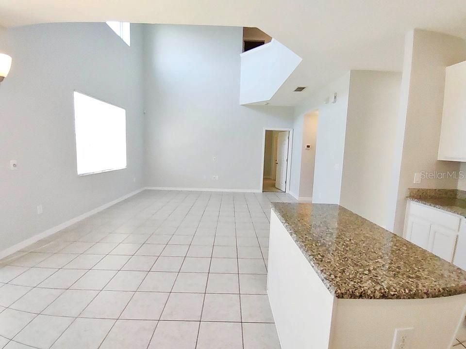 En Venta: $529,000 (6 camas, 5 baños, 2889 Pies cuadrados)