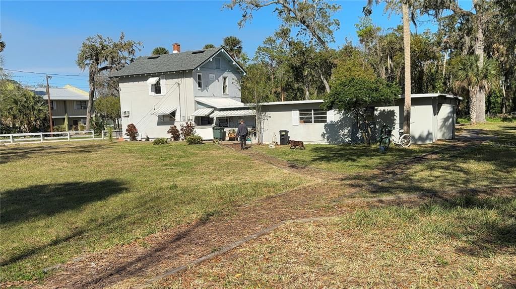 待售: $391,111 (4 贝兹, 0 浴室, 600 平方英尺)