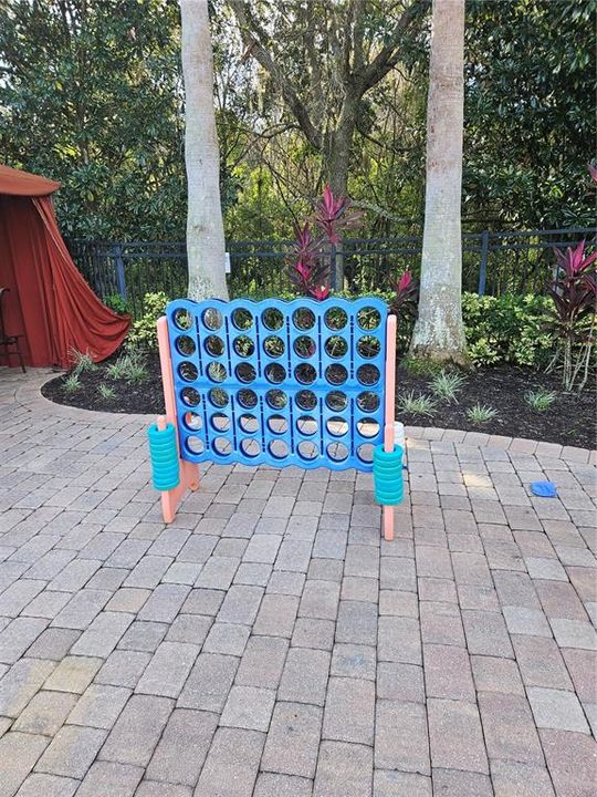 For Sale: $215,000 (2 beds, 2 baths, 1134 Square Feet)