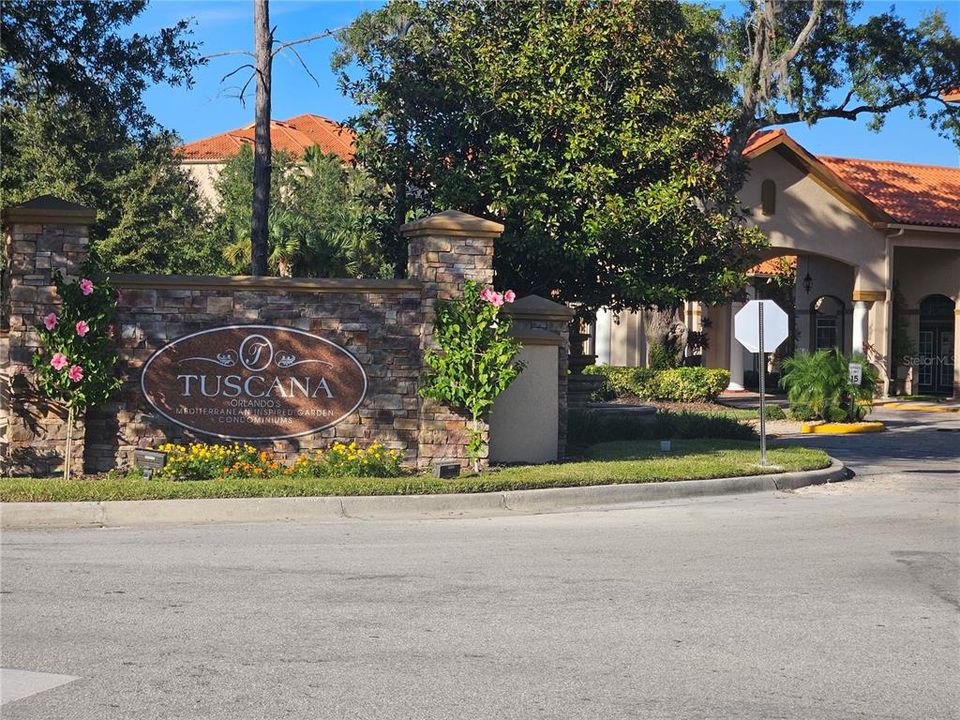 For Sale: $215,000 (2 beds, 2 baths, 1134 Square Feet)