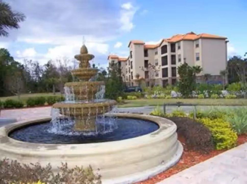 For Sale: $215,000 (2 beds, 2 baths, 1134 Square Feet)