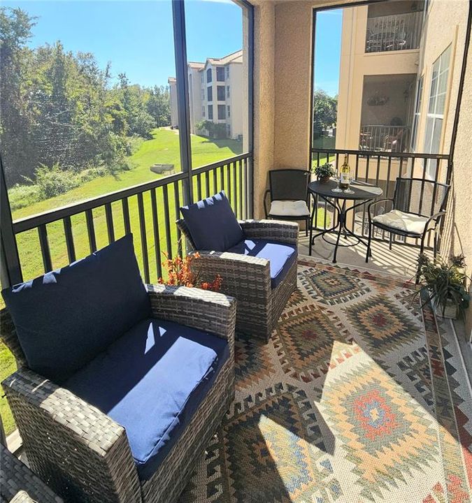 For Sale: $215,000 (2 beds, 2 baths, 1134 Square Feet)