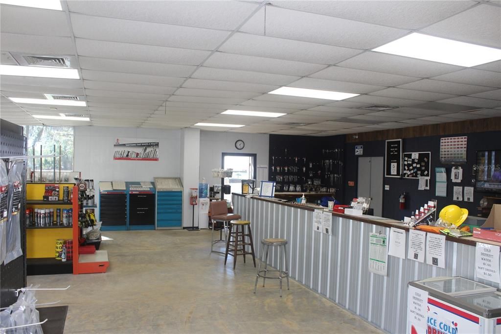 En Venta: $98,500 (0 camas, 0 baños, 2240 Pies cuadrados)