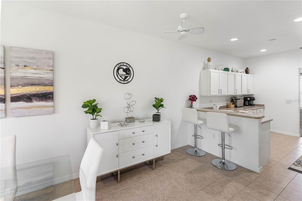 В аренду: $3,000 (3 спален, 2 ванн, 1863 Квадратных фут)