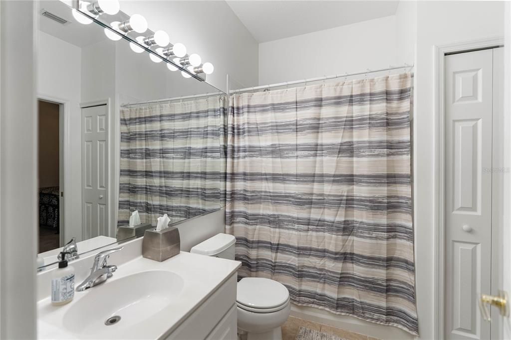 В аренду: $3,000 (3 спален, 2 ванн, 1863 Квадратных фут)