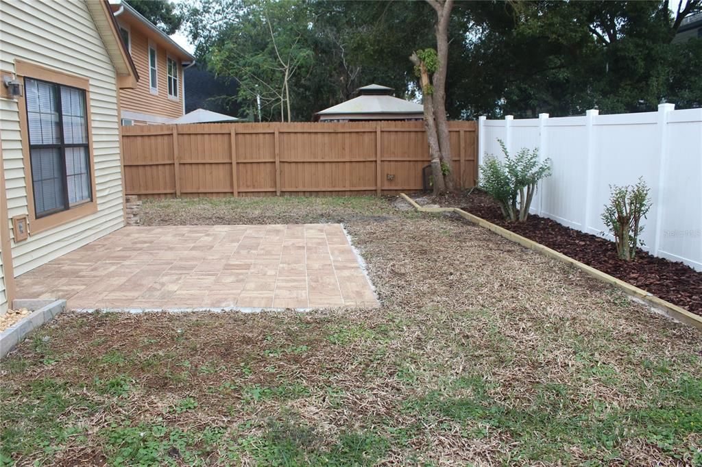 For Rent: $2,250 (3 beds, 2 baths, 1219 Square Feet)