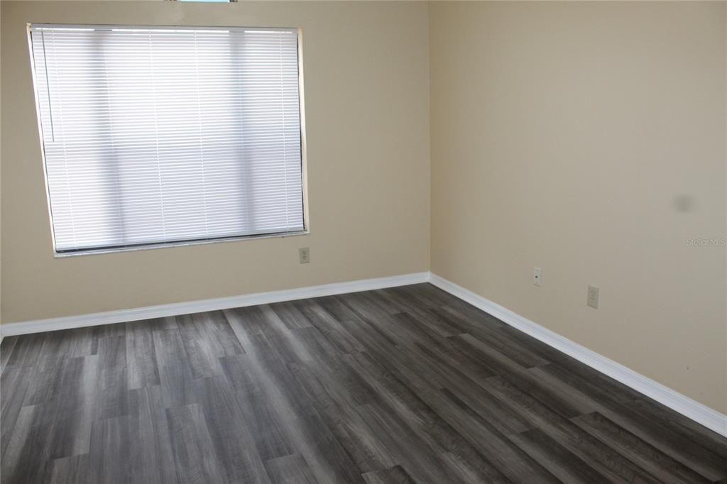 For Rent: $2,250 (3 beds, 2 baths, 1219 Square Feet)