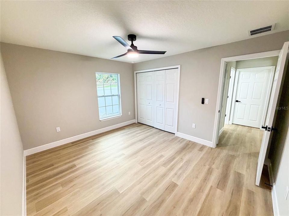 待售: $269,900 (3 贝兹, 2 浴室, 1439 平方英尺)