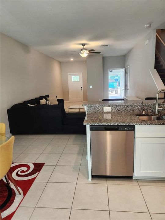 For Rent: $2,300 (3 beds, 2 baths, 1580 Square Feet)