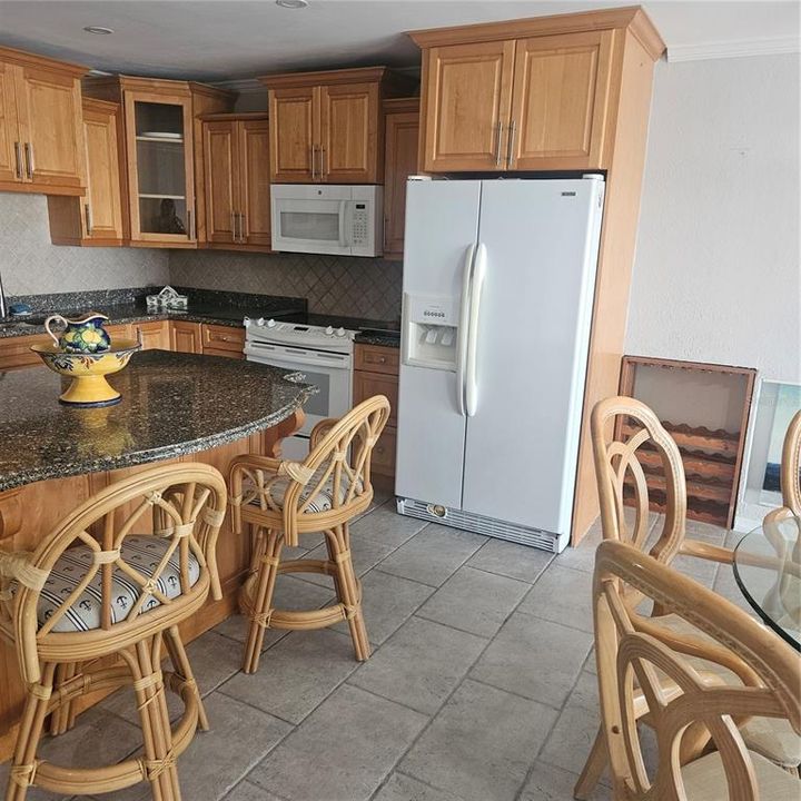 В аренду: $2,950 (2 спален, 2 ванн, 1260 Квадратных фут)