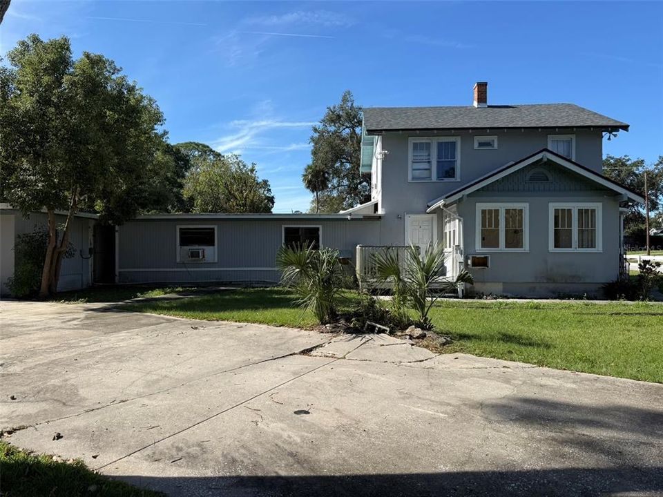 待售: $691,111 (8 贝兹, 0 浴室, 2759 平方英尺)