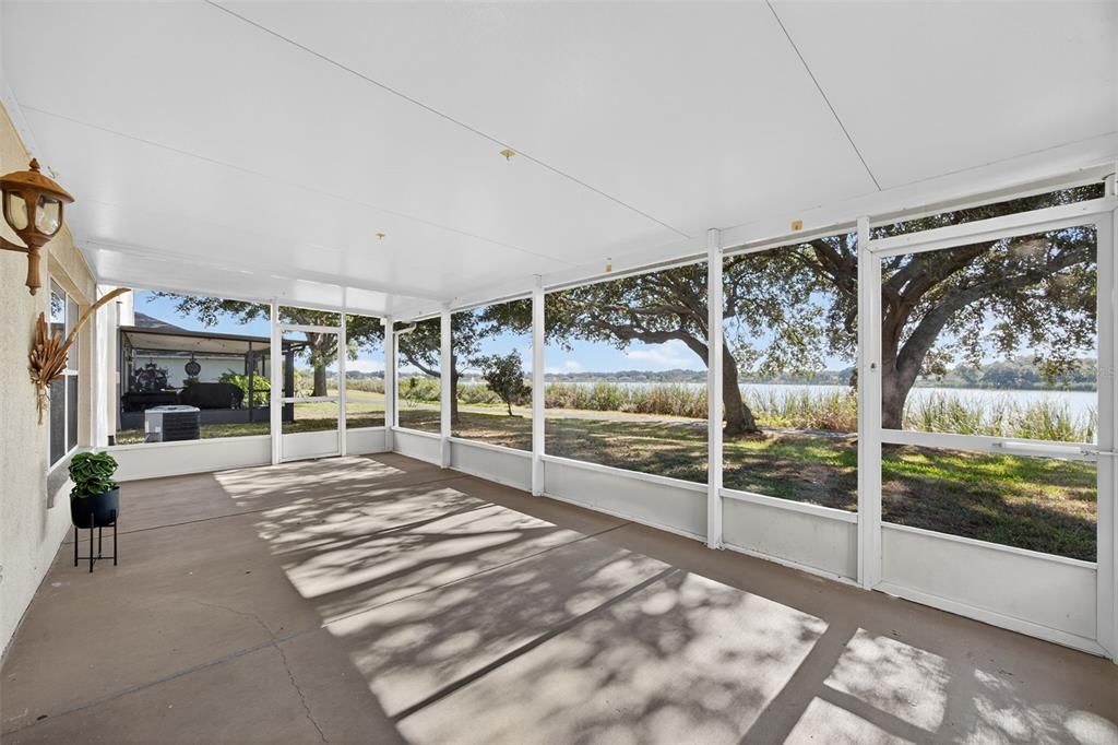 For Sale: $415,000 (3 beds, 2 baths, 2139 Square Feet)