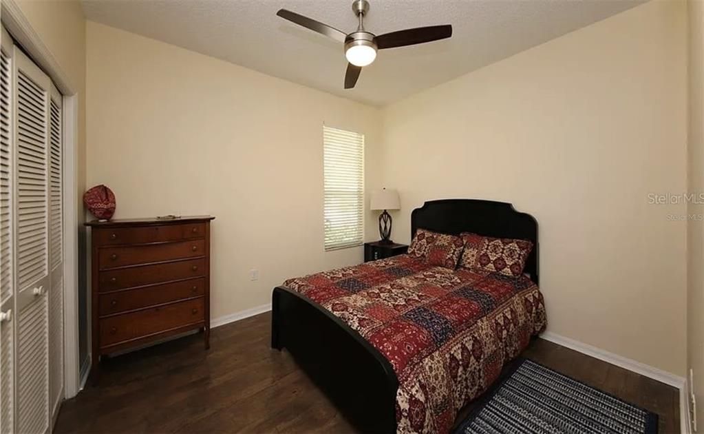 For Rent: $3,000 (4 beds, 2 baths, 1874 Square Feet)