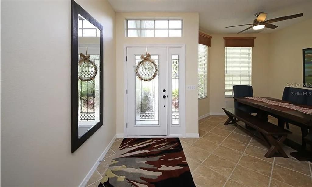 For Rent: $3,000 (4 beds, 2 baths, 1874 Square Feet)