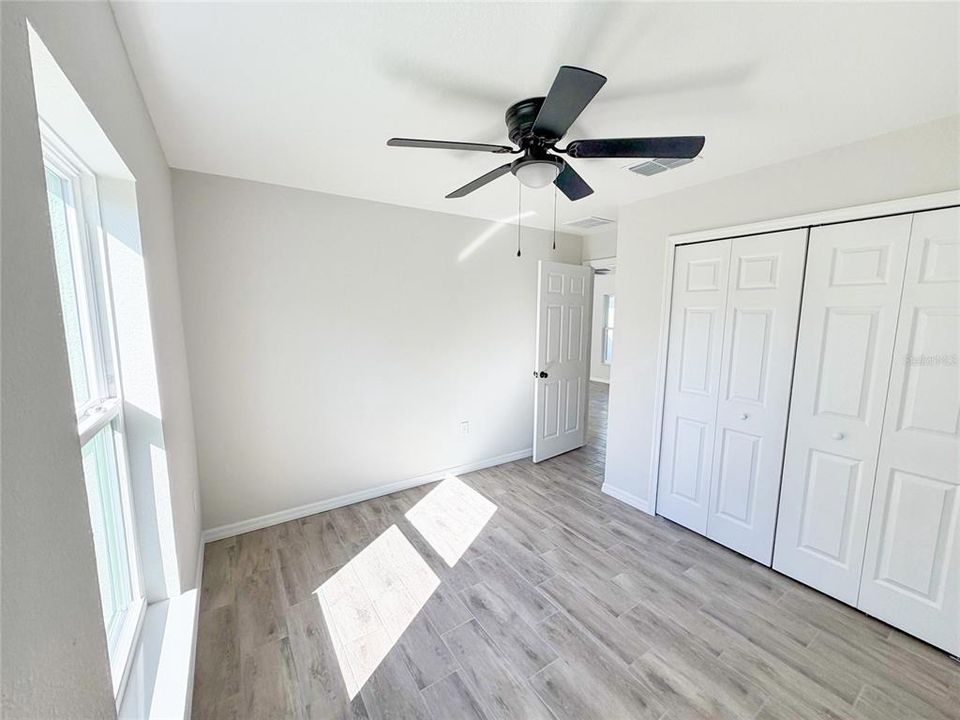 For Sale: $229,000 (3 beds, 2 baths, 1209 Square Feet)