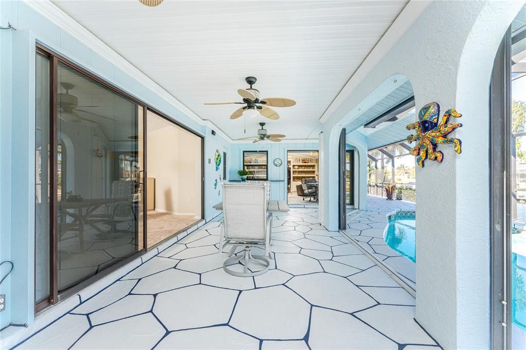 For Sale: $648,700 (3 beds, 2 baths, 2090 Square Feet)