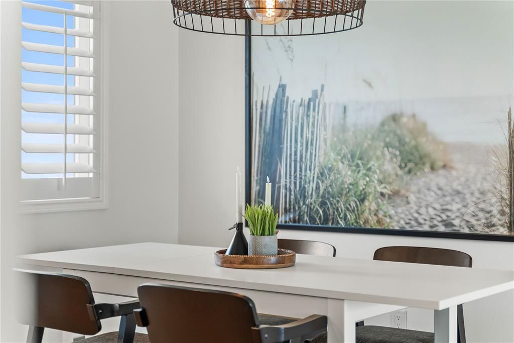 待售: $369,000 (2 贝兹, 2 浴室, 1107 平方英尺)