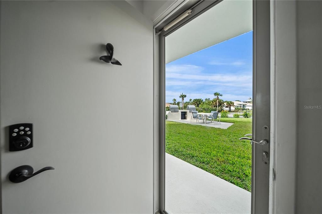 待售: $369,000 (2 贝兹, 2 浴室, 1107 平方英尺)