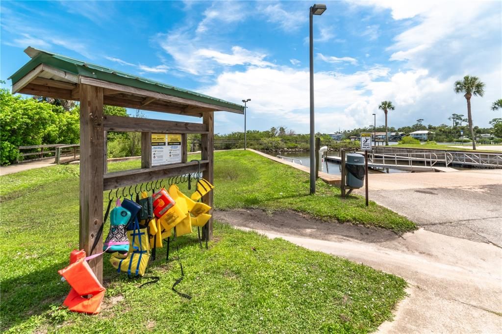 待售: $369,000 (2 贝兹, 2 浴室, 1107 平方英尺)