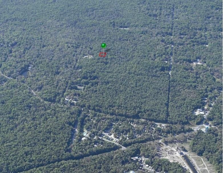 На продажу: $24,000 (0.60 acres)