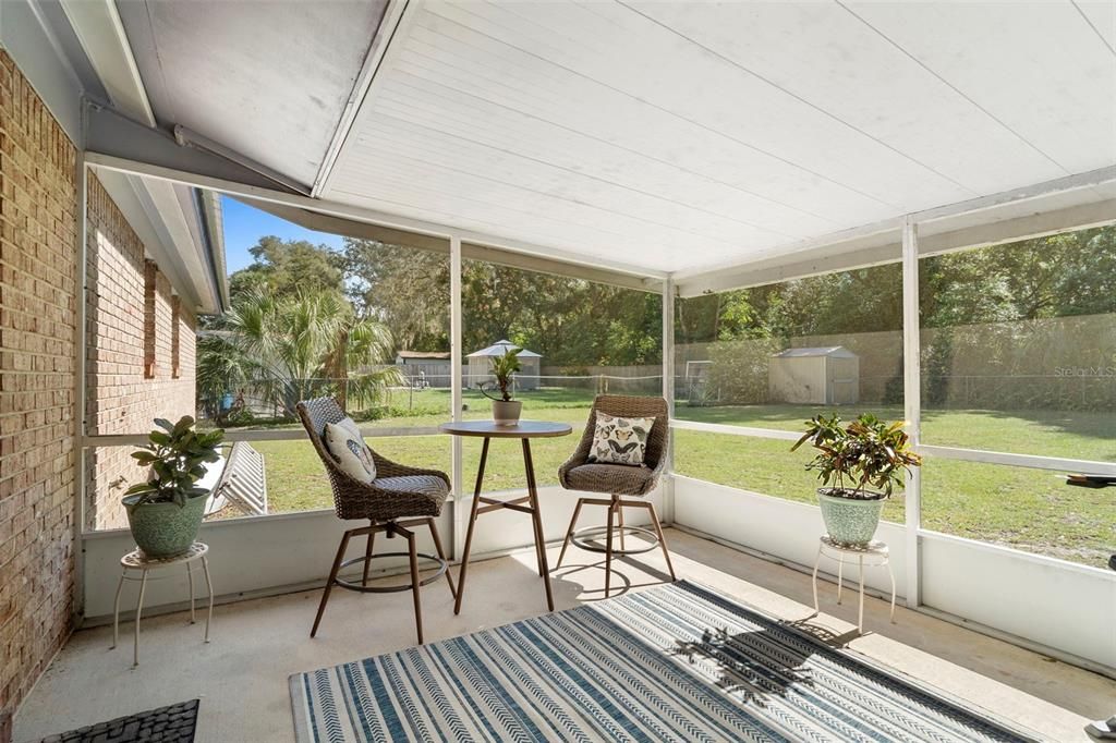 Active With Contract: $269,900 (3 beds, 2 baths, 1080 Square Feet)