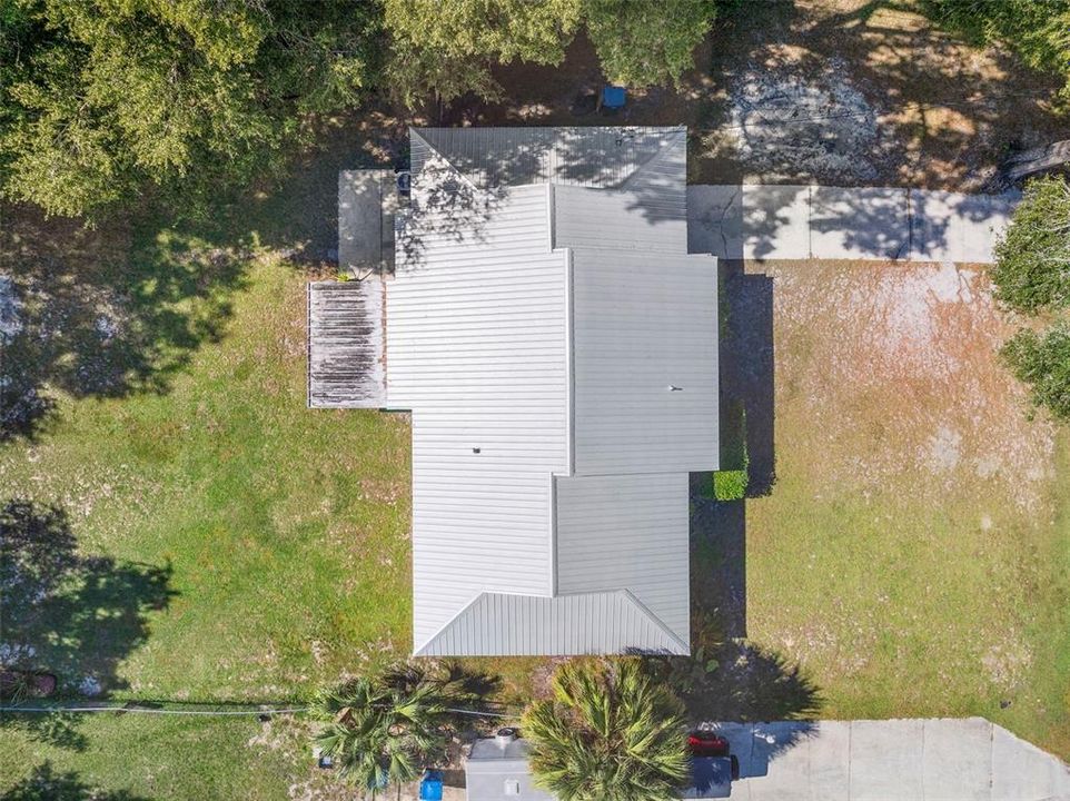 Active With Contract: $269,900 (3 beds, 2 baths, 1080 Square Feet)